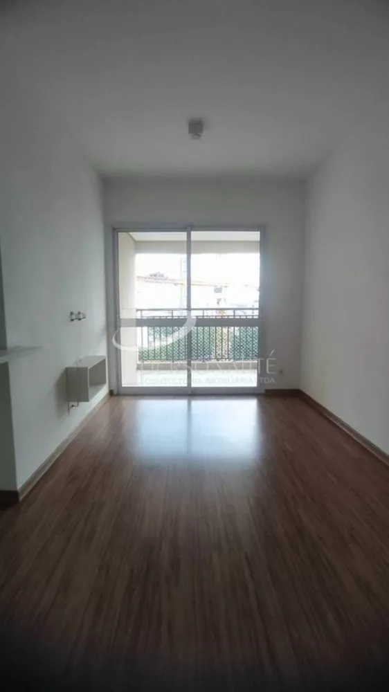 Apartamento para alugar com 3 quartos, 70m² - Foto 3