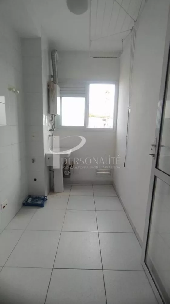 Apartamento para alugar com 3 quartos, 70m² - Foto 4