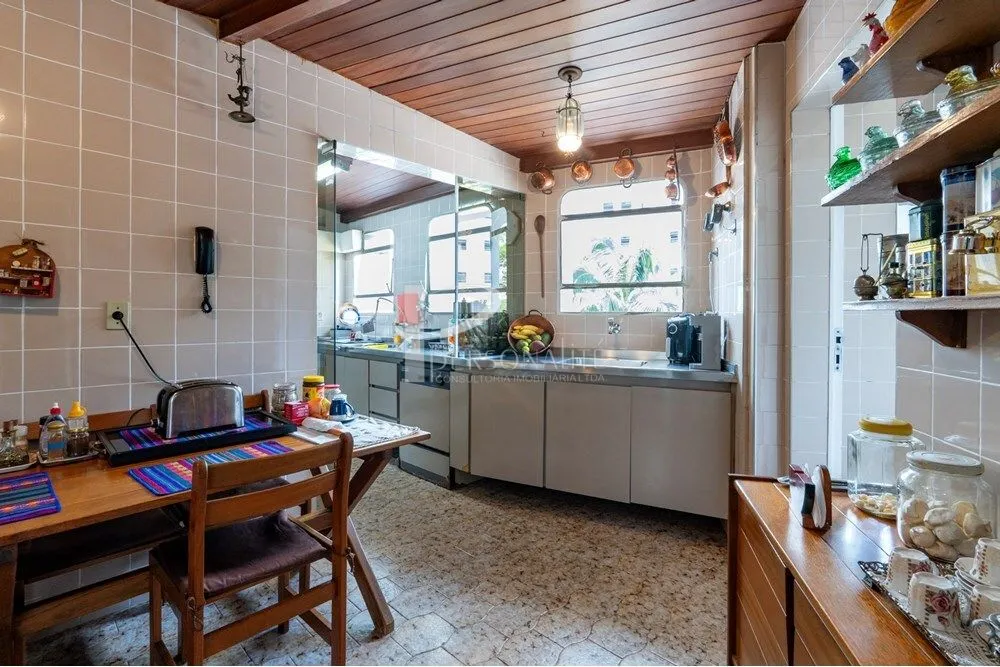 Apartamento, 4 quartos, 240 m² - Foto 2