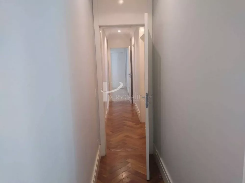 Apartamento à venda com 4 quartos, 247m² - Foto 2