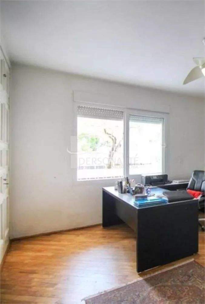 Casa à venda com 4 quartos, 550m² - Foto 4