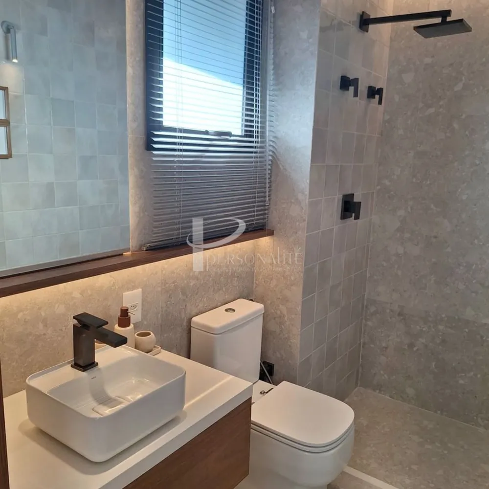 Apartamento, 3 quartos, 175 m² - Foto 1