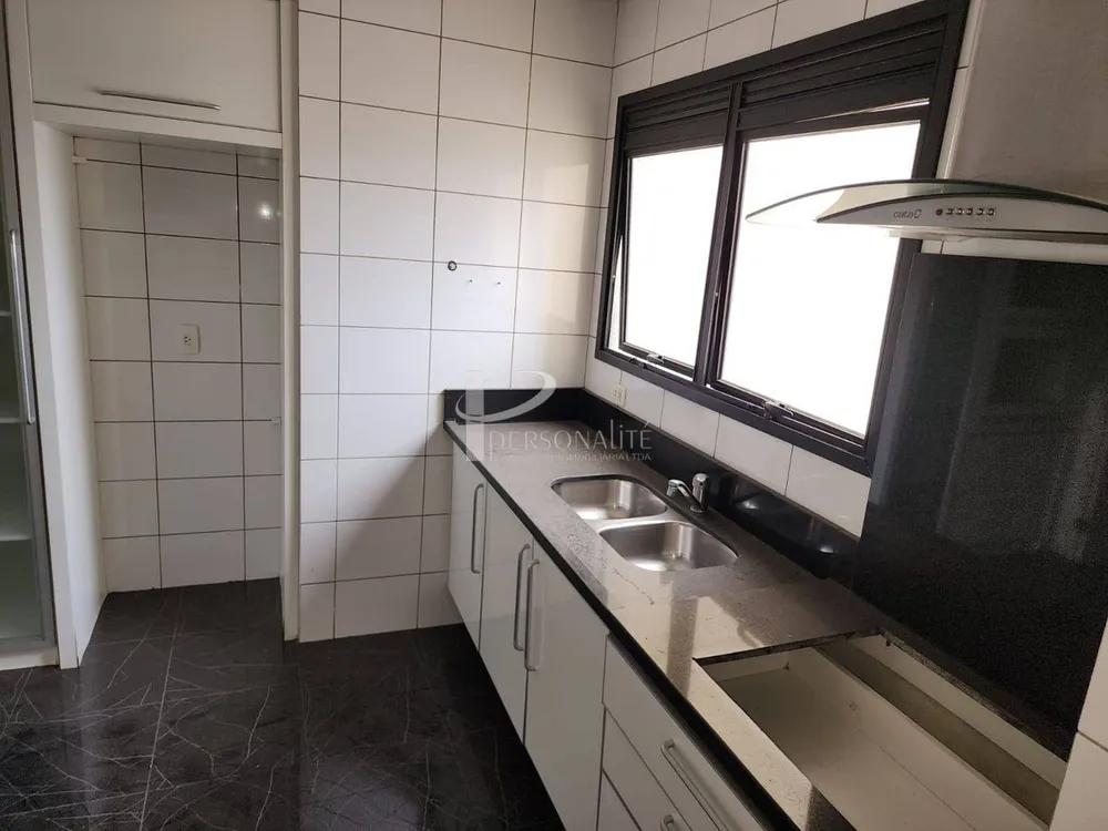 Apartamento, 3 quartos, 151 m² - Foto 2
