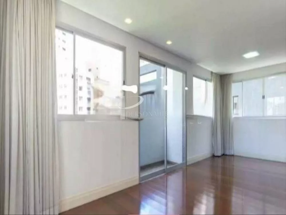 Apartamento à venda com 3 quartos, 175m² - Foto 7