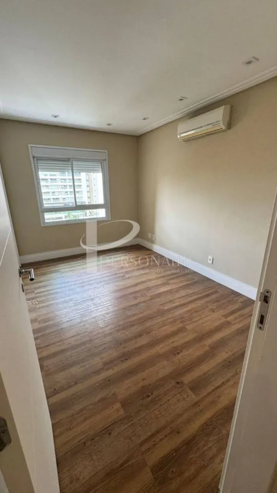 Apartamento, 4 quartos, 242 m² - Foto 2