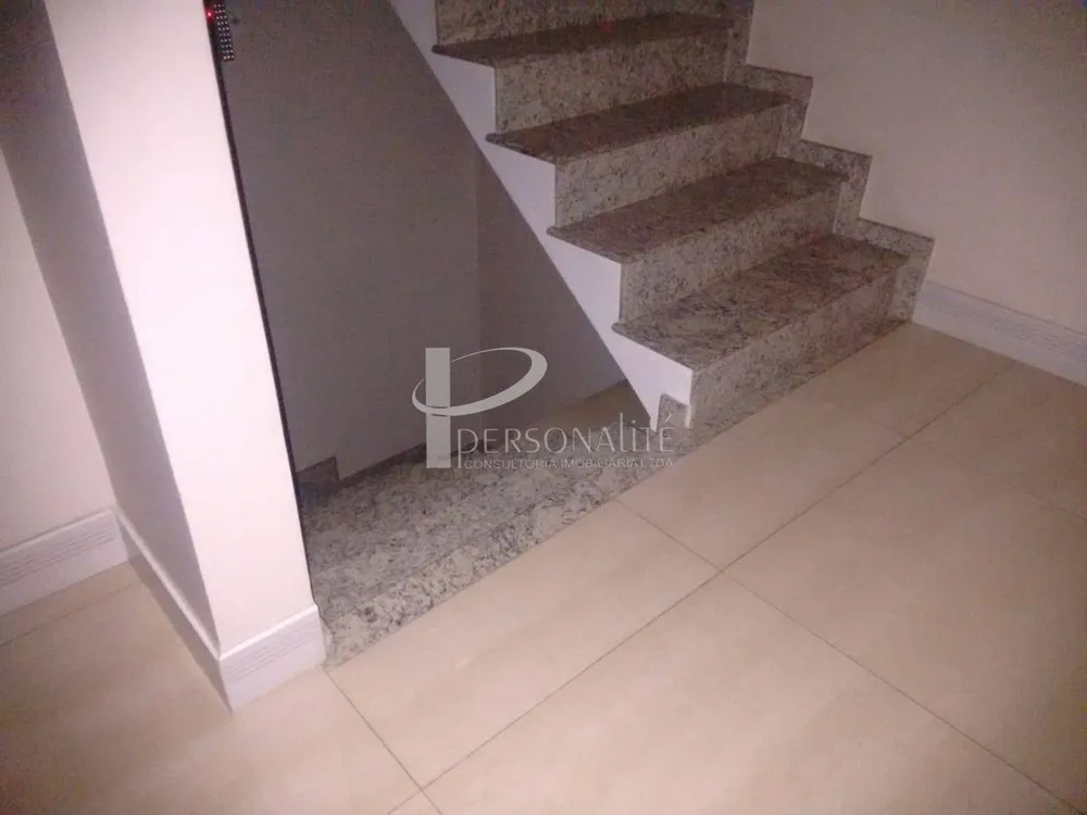 Sobrado, 4 quartos, 410 m² - Foto 1