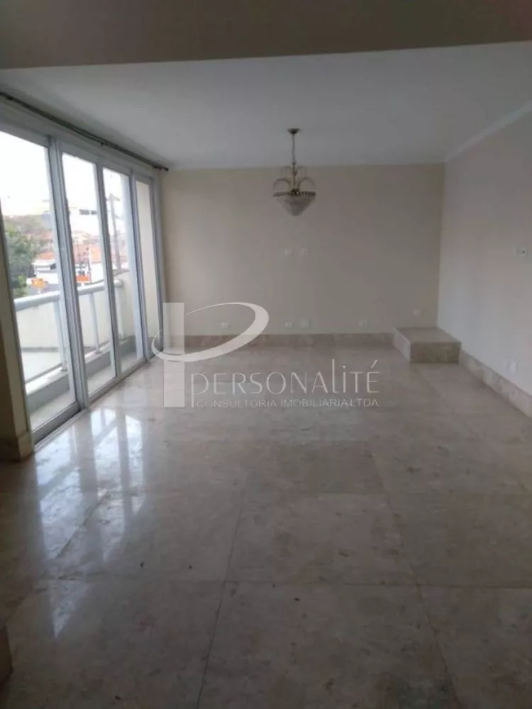 Sobrado à venda com 4 quartos, 450m² - Foto 1