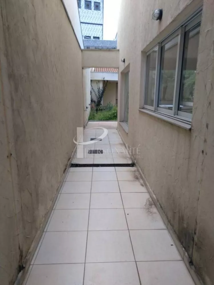 Sobrado à venda com 4 quartos, 450m² - Foto 3