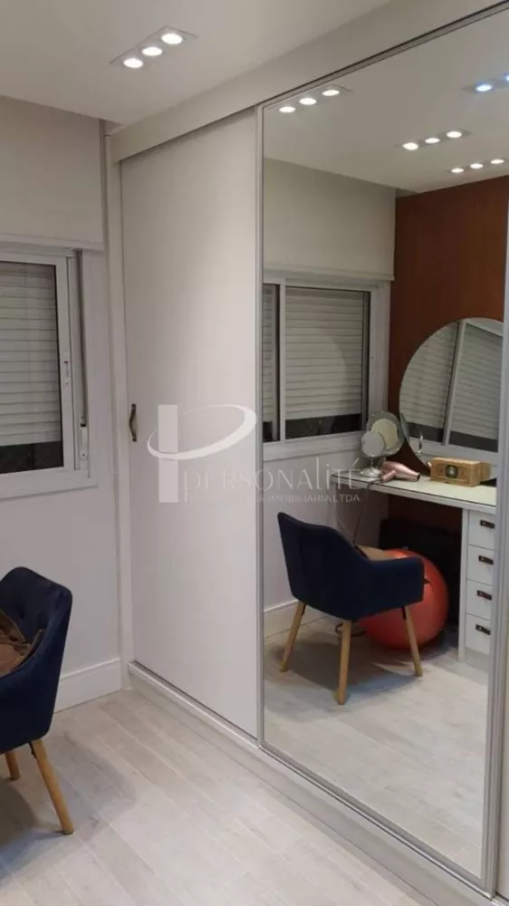 Apartamento à venda com 3 quartos, 202m² - Foto 3