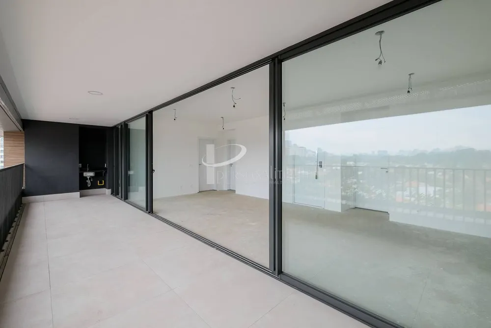 Apartamento, 3 quartos, 175 m² - Foto 1
