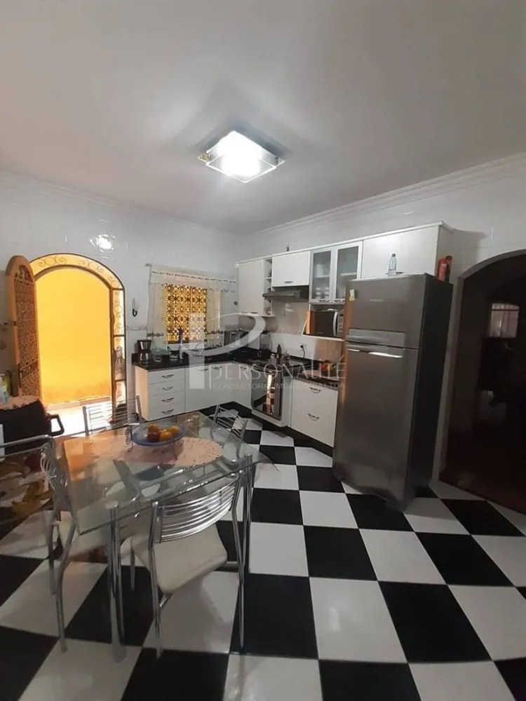 Sobrado, 3 quartos, 180 m² - Foto 1