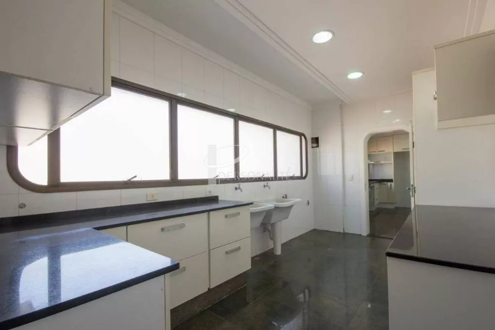 Apartamento à venda com 4 quartos, 315m² - Foto 2