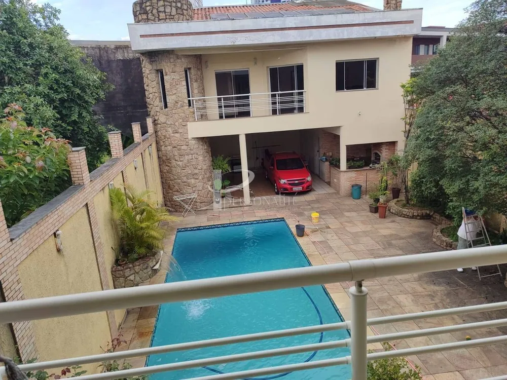 Sobrado, 4 quartos, 390 m² - Foto 1