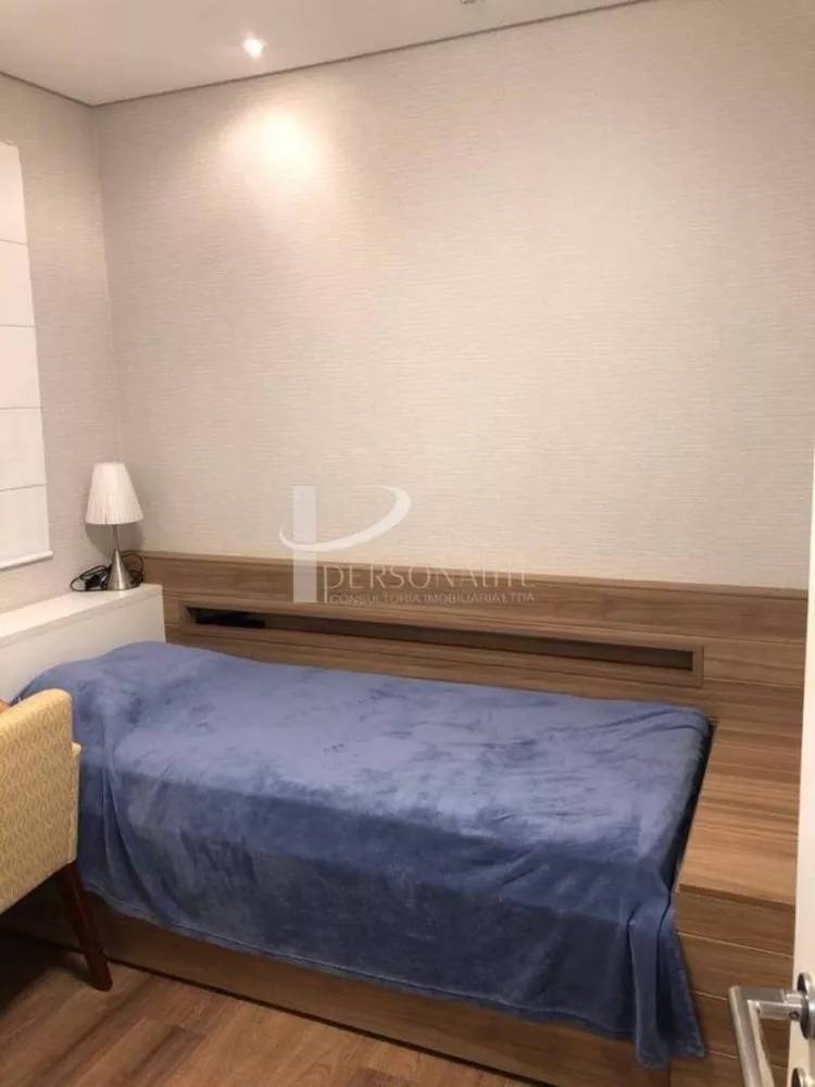 Apartamento à venda com 3 quartos, 242m² - Foto 4