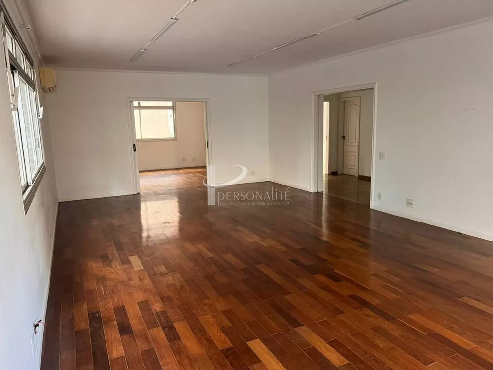 Apartamento à venda com 3 quartos, 294m² - Foto 2