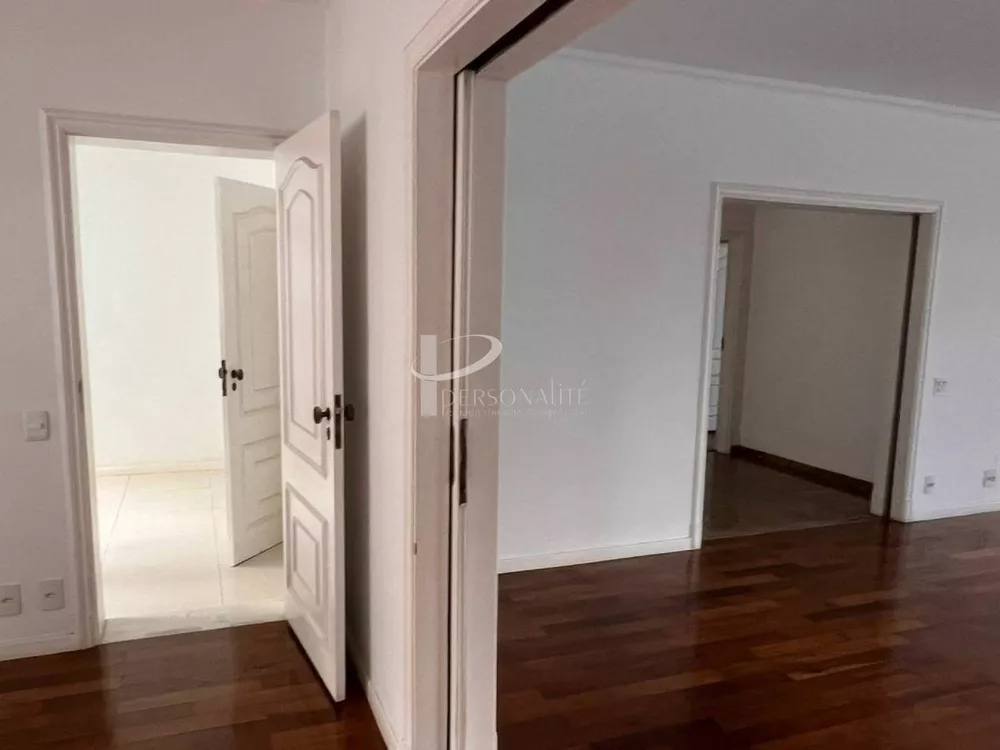 Apartamento à venda com 3 quartos, 294m² - Foto 4