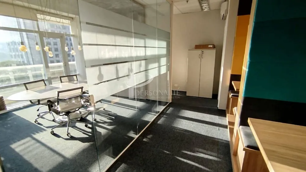 Sala-Conjunto, 194 m² - Foto 1