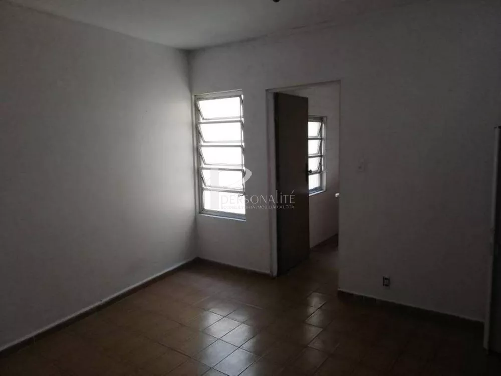 Sobrado à venda com 3 quartos, 288m² - Foto 2