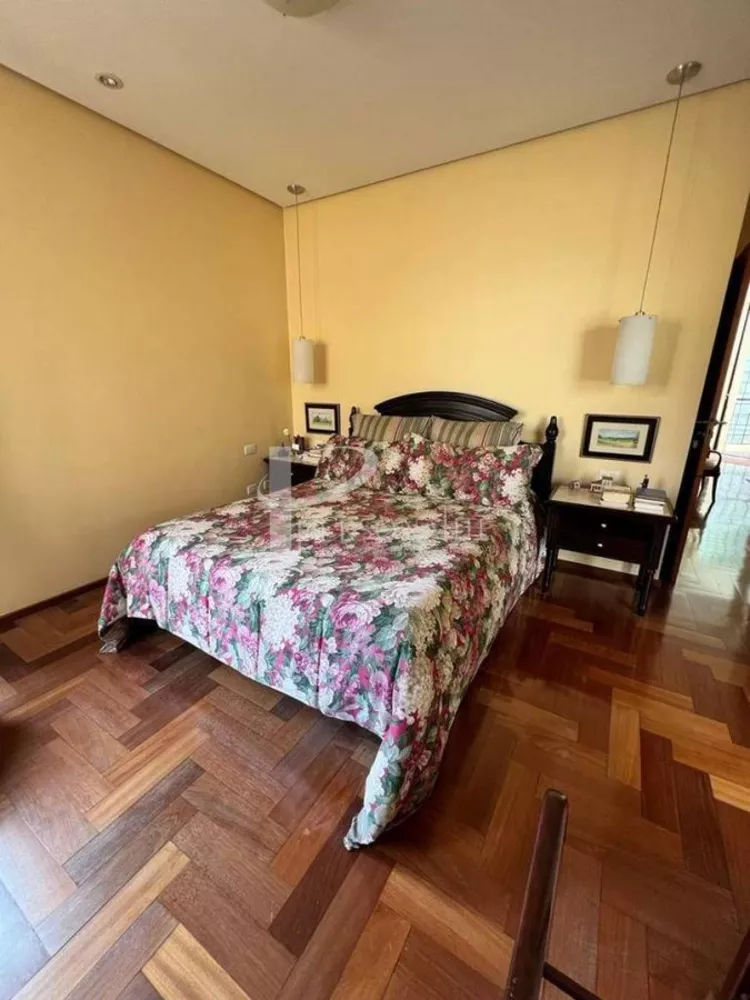 Sobrado à venda com 4 quartos, 443m² - Foto 2