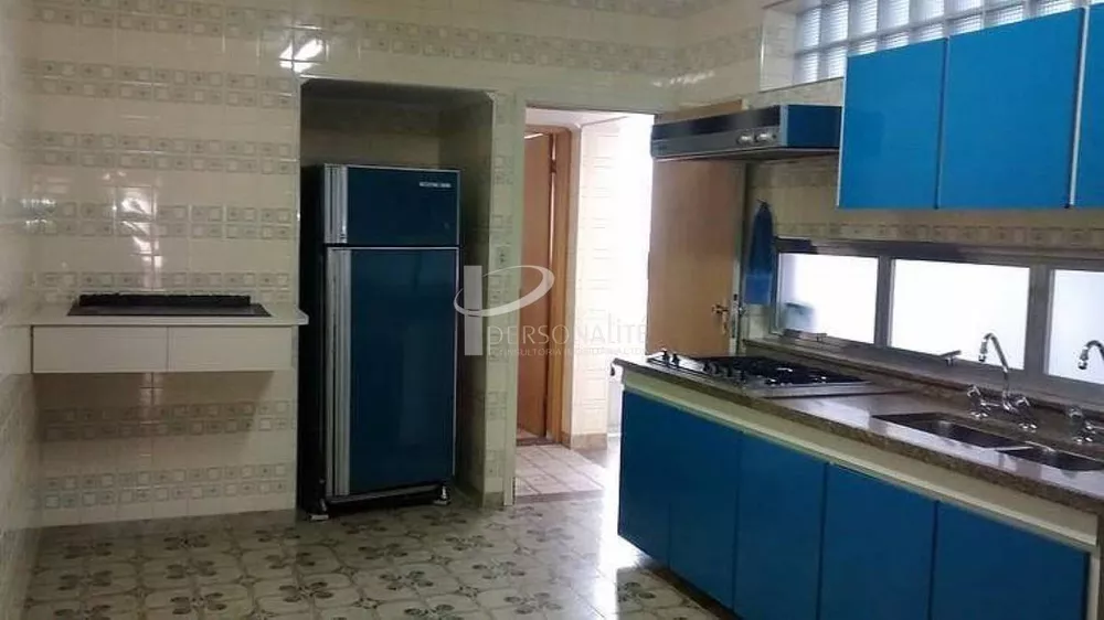 Sobrado à venda e aluguel com 3 quartos, 250m² - Foto 7