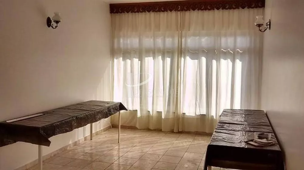 Sobrado à venda e aluguel com 3 quartos, 250m² - Foto 11