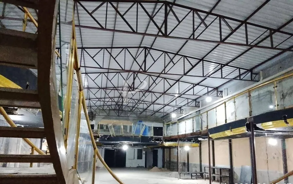 Loja-Salão, 1100 m² - Foto 2