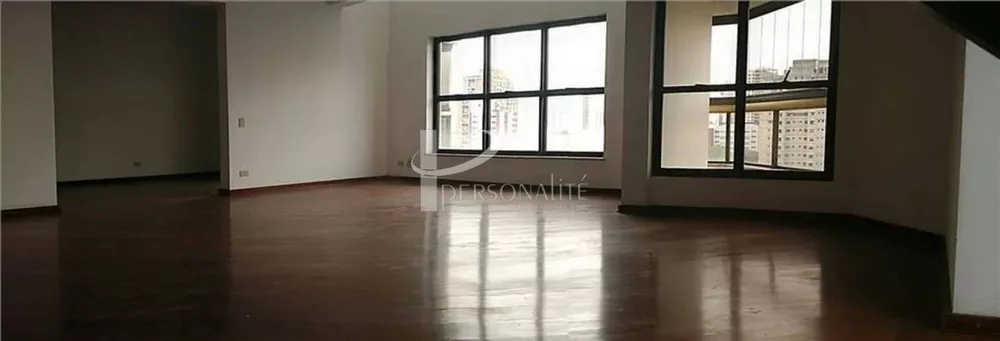 Cobertura para alugar com 5 quartos, 470m² - Foto 2