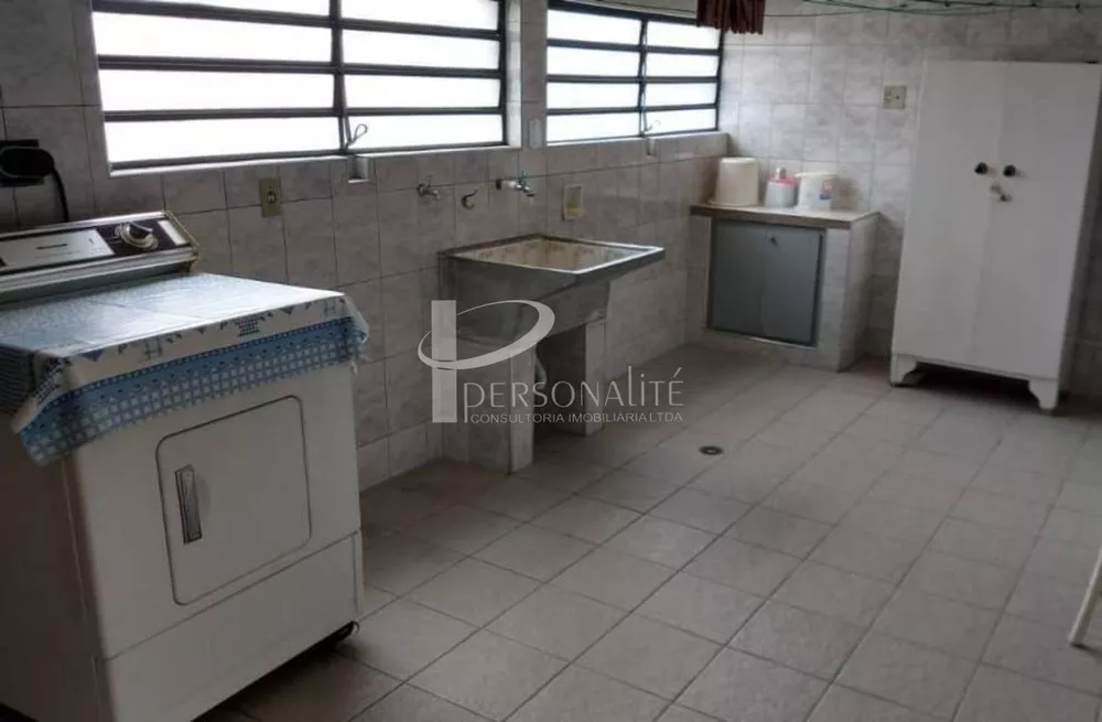 Sobrado à venda com 4 quartos, 198m² - Foto 1