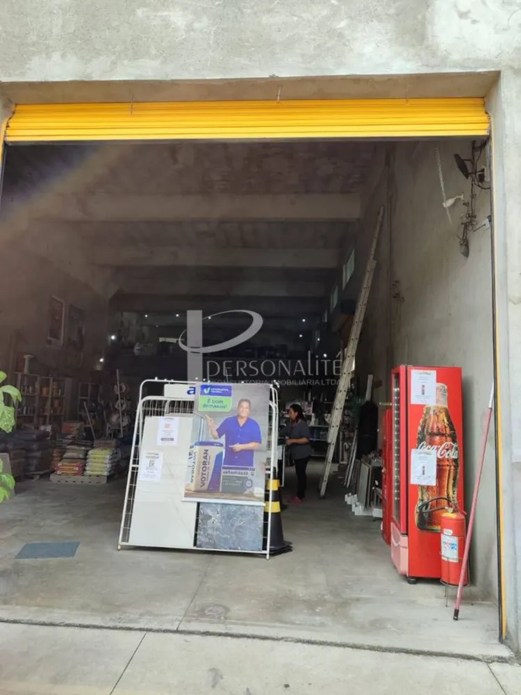 Loja-Salão, 700 m² - Foto 1