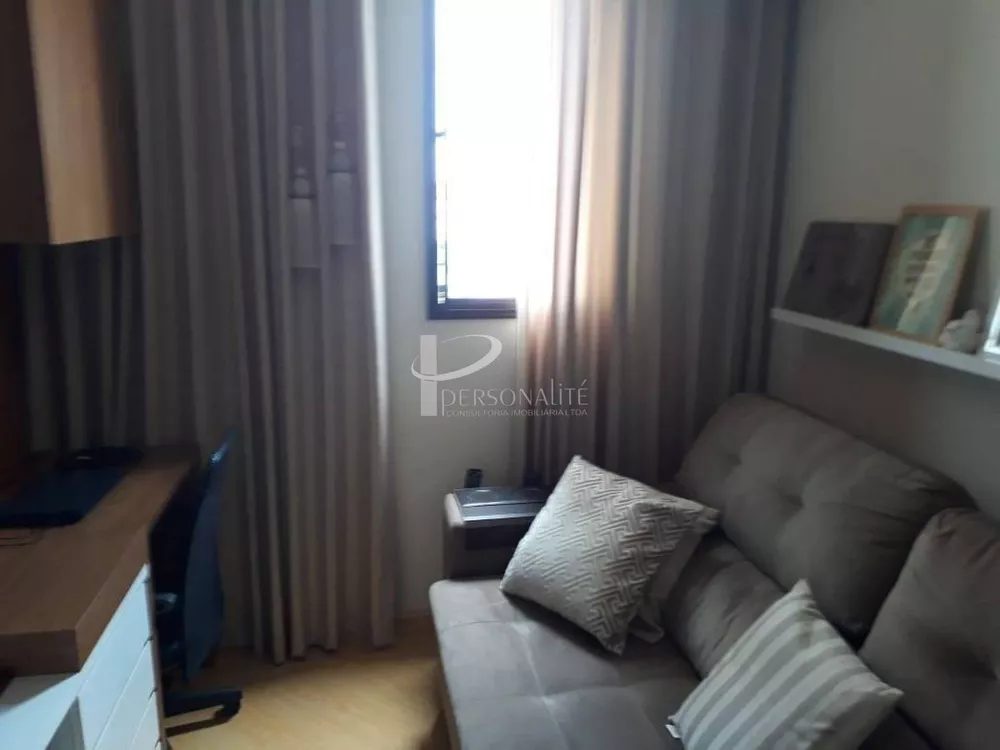 Apartamento à venda com 3 quartos, 84m² - Foto 2