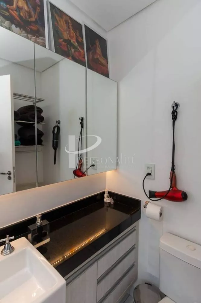 Apartamento para alugar com 1 quarto, 64m² - Foto 8