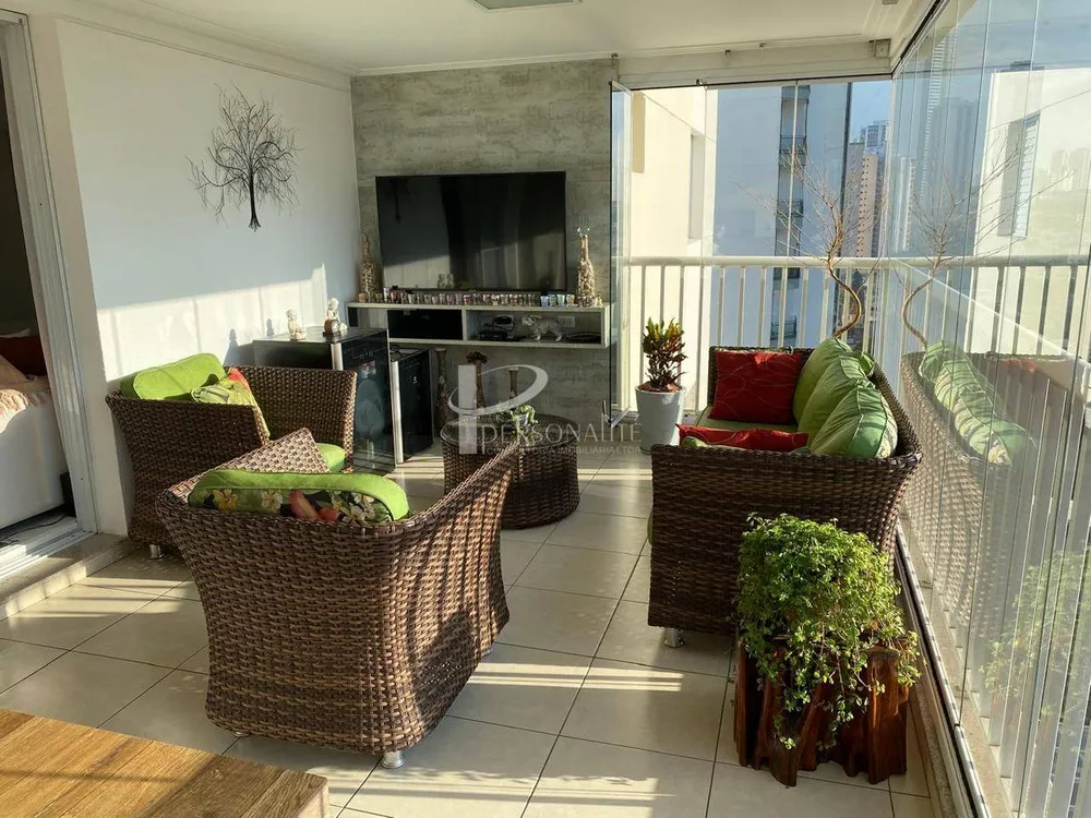 Apartamento, 3 quartos, 137 m² - Foto 1
