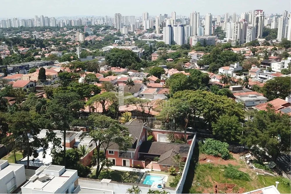 Casa, 6 quartos, 890 m² - Foto 1