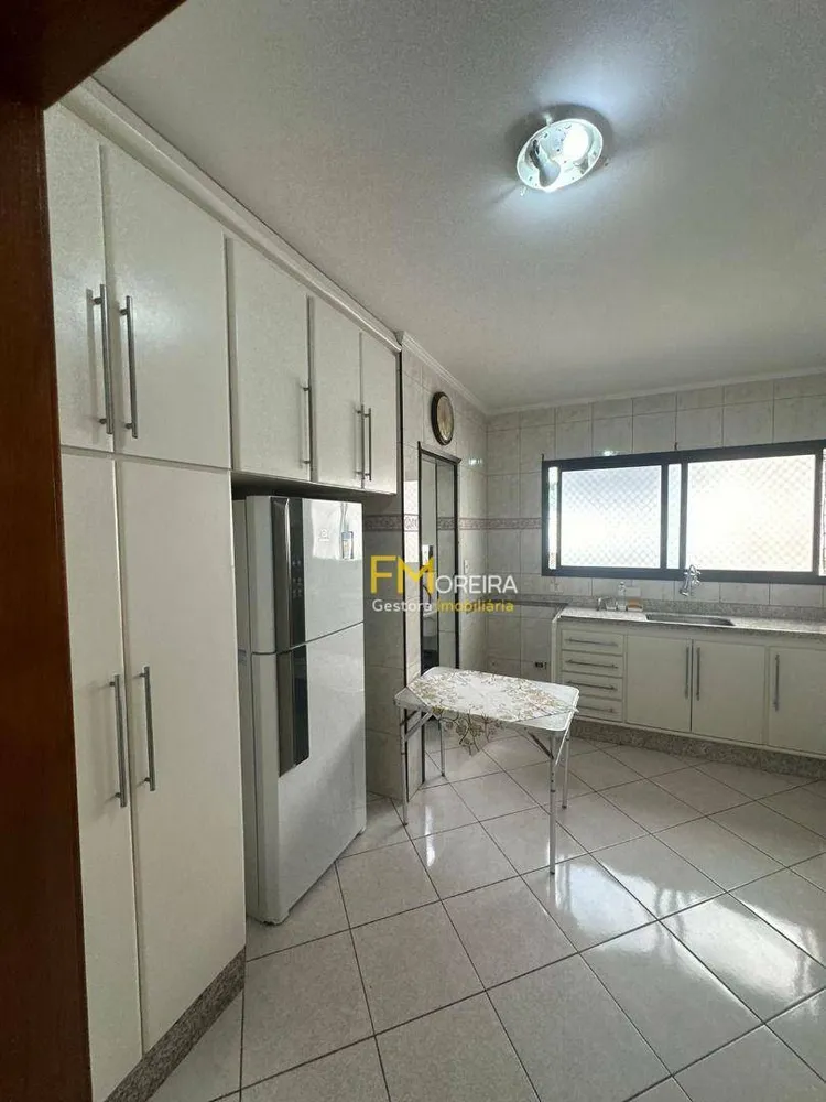 Apartamento, 3 quartos, 211 m² - Foto 4