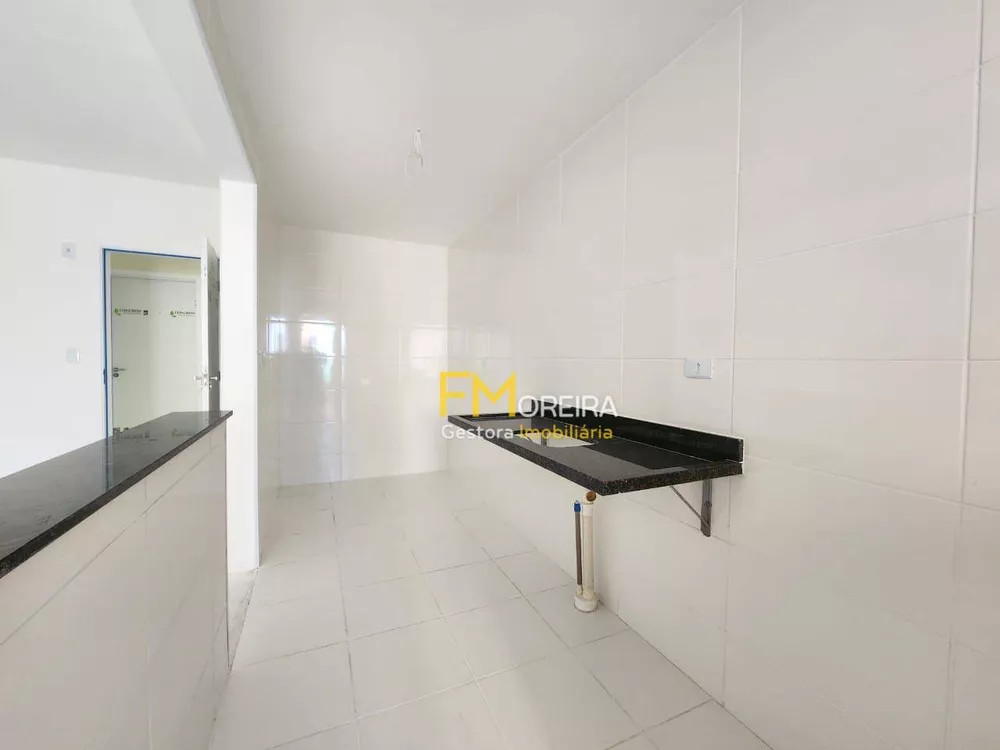 Apartamento à venda com 2 quartos, 79m² - Foto 4