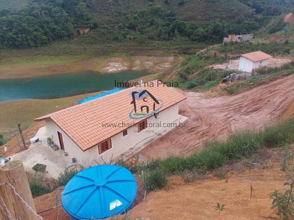 Casa à venda com 3 quartos, 3000m² - Foto 1