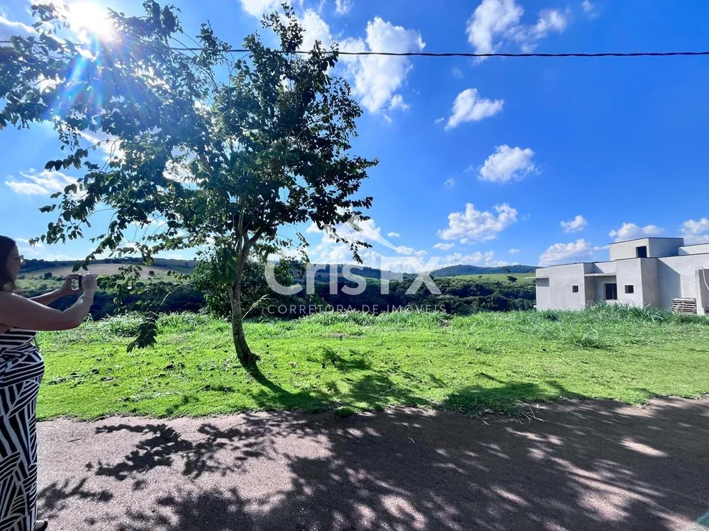 Loteamento e Condomínio, 1000 m² - Foto 1