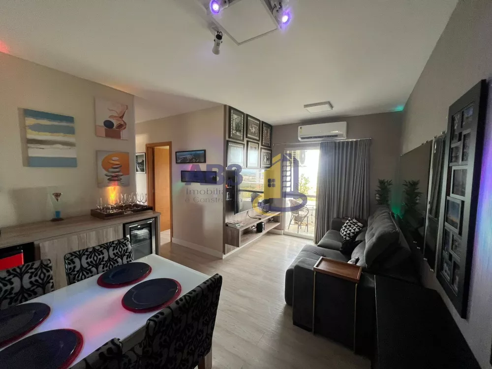 Apartamento, 3 quartos, 76 m² - Foto 2