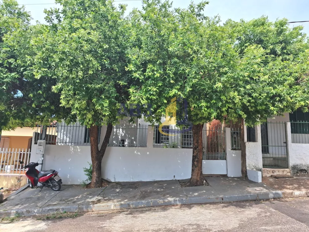 Casa, 3 quartos, 98 m² - Foto 1