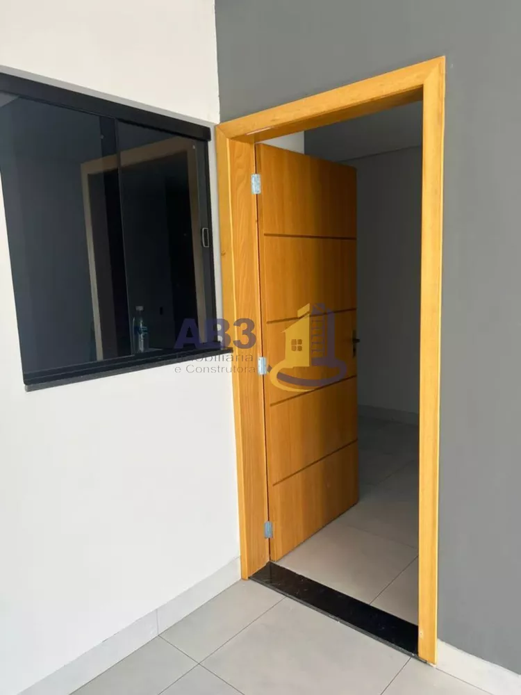 Casa à venda com 3 quartos, 86m² - Foto 4