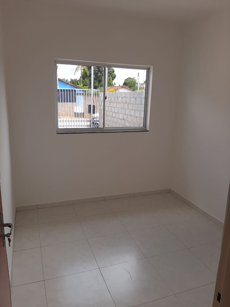 Casa à venda com 2 quartos, 59m² - Foto 4