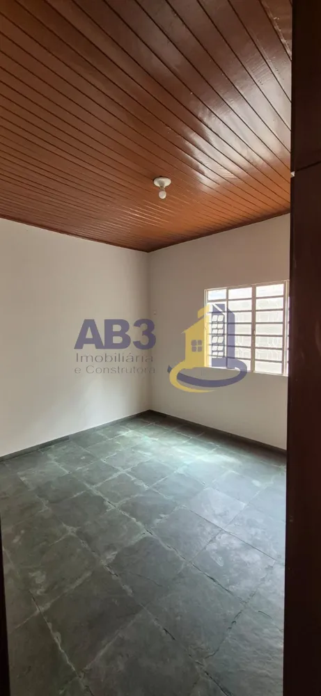 Casa, 3 quartos, 191 m² - Foto 2