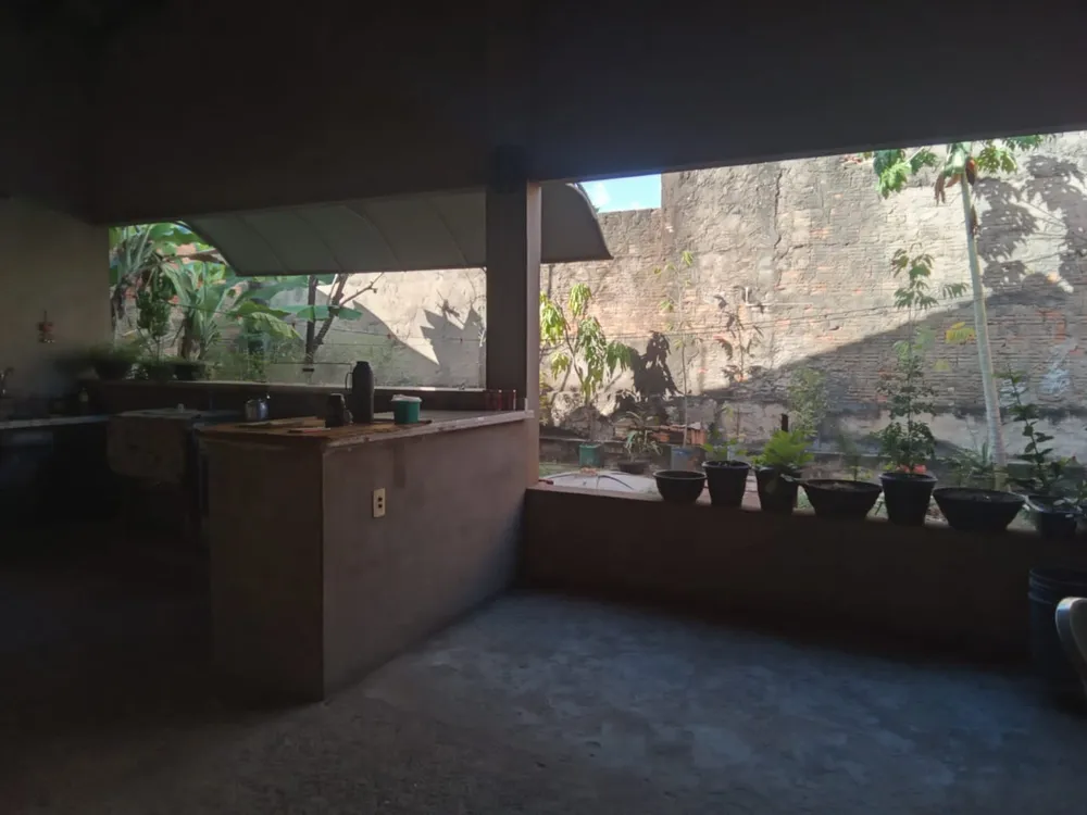 Casa, 3 quartos, 240 m² - Foto 13