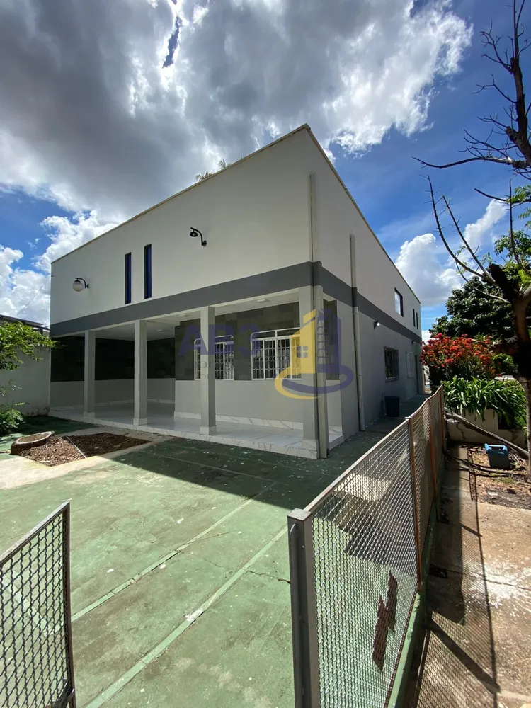 Casa, 3 quartos, 360 m² - Foto 2