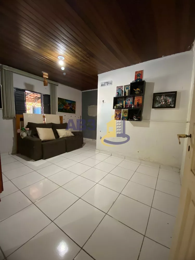 Casa, 6 quartos, 219 m² - Foto 3