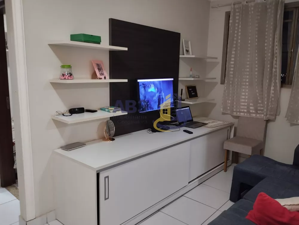 Apartamento à venda com 2 quartos, 68m² - Foto 1