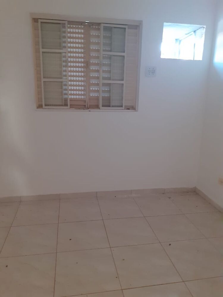 Casa para alugar com 2 quartos, 58m² - Foto 4