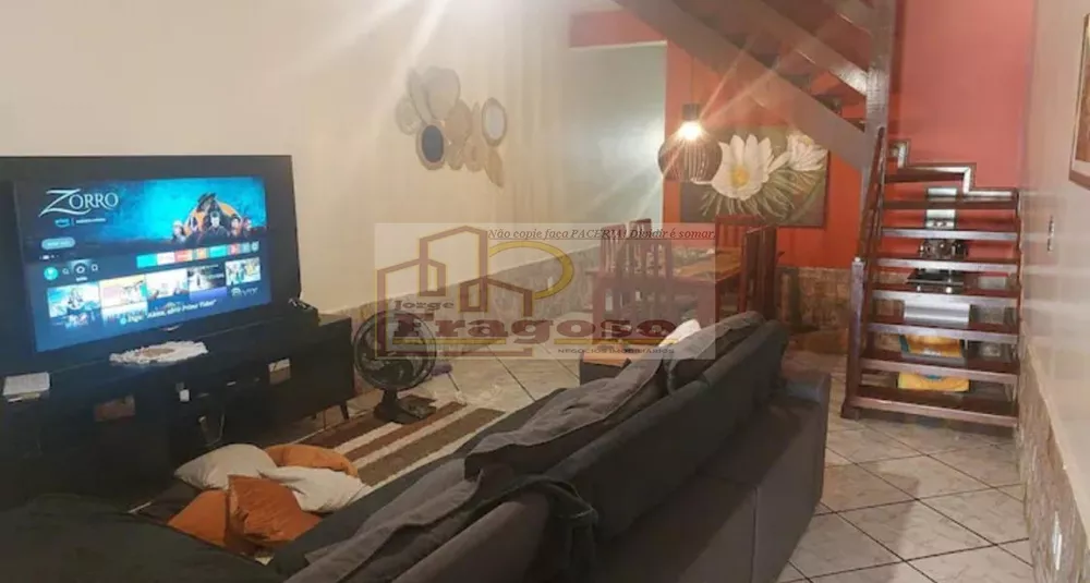 Casa, 2 quartos, 112 m² - Foto 1