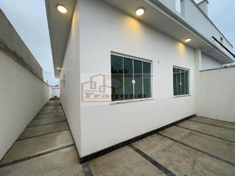 Casa à venda com 3 quartos, 210m² - Foto 4