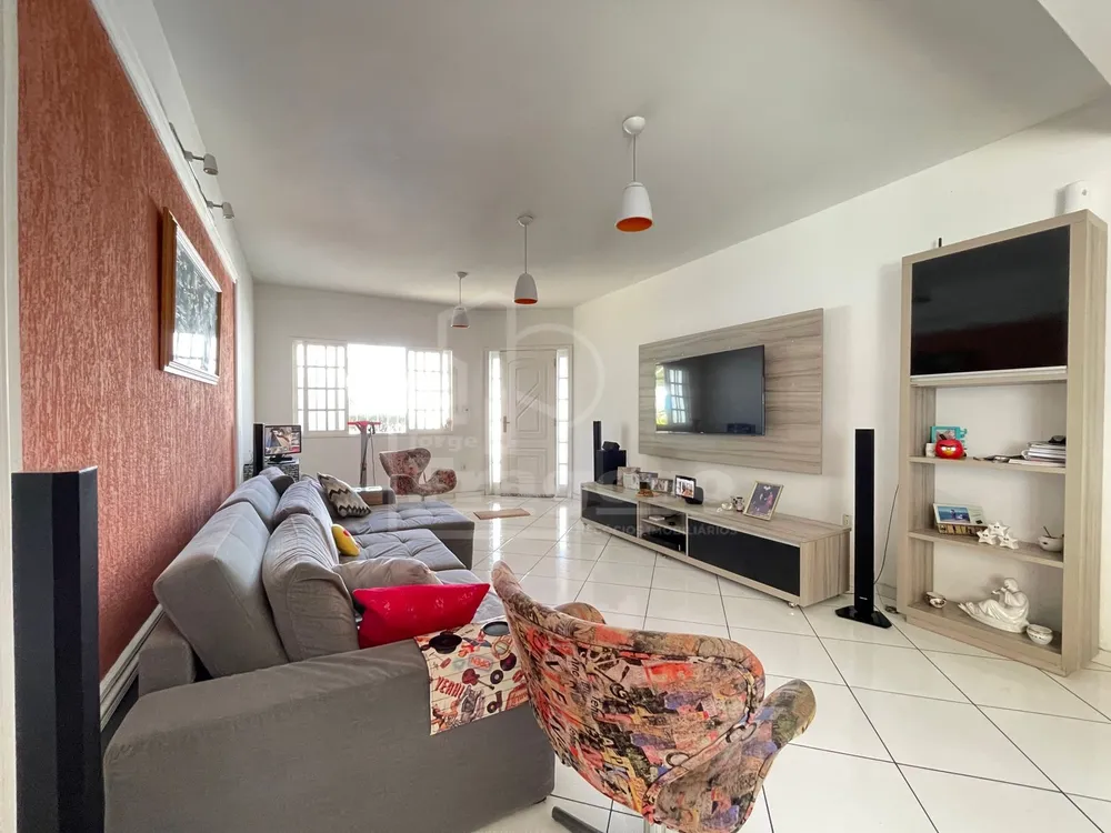 Casa, 5 quartos, 149 m² - Foto 3